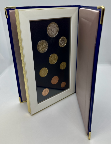 France - Coffret Belle Epreuve 2004 - Incluant la Pièce de 5 Euro en Argent