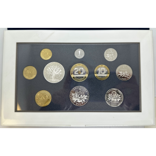 FRANCE - Coffret BE 2001 - La Monnaie de Paris - Belle... 2