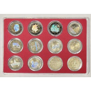 LOT DE 12 PIECES DE 2 EUROS COLORISEES DIFFERENTES //...