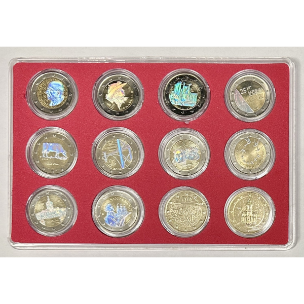 LOT DE 12 PIECES DE 2 EUROS...