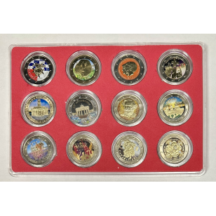 LOT DE 12 PIECES DE 2 EUROS COLORISEES DIFFERENTES //...
